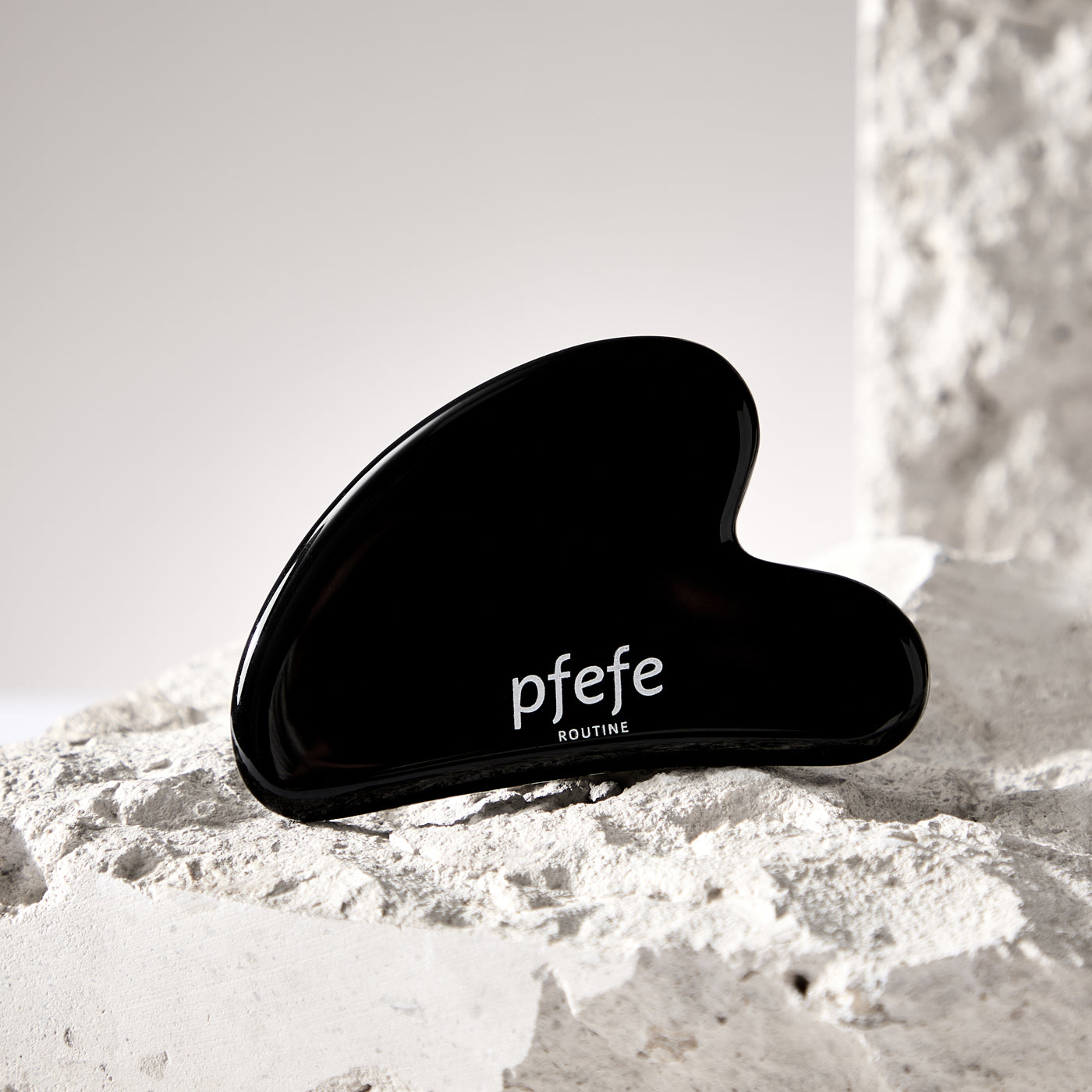 PFEFE Black Quartz Gua Sha