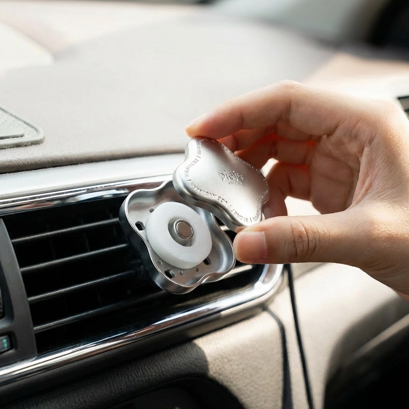 PFEFE Car Diffuser Silver